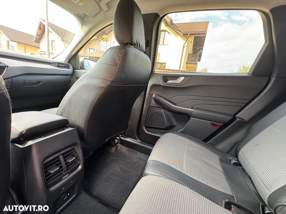 Ford Kuga - 6