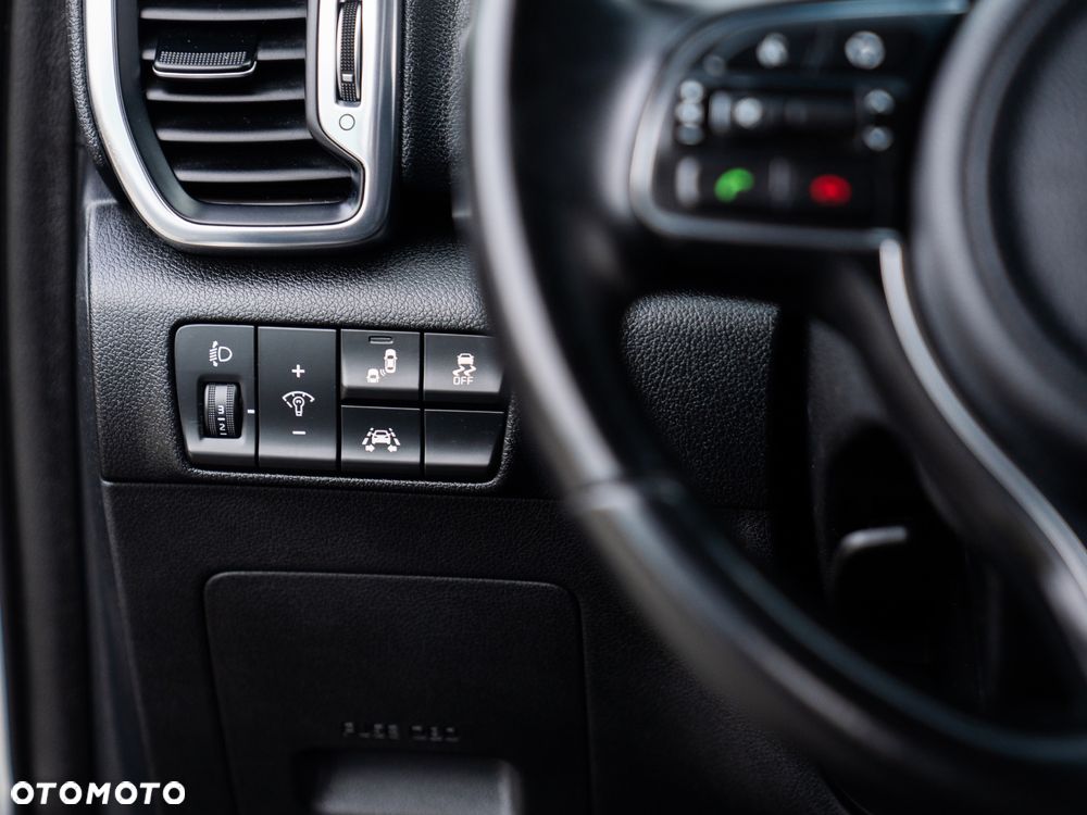 Kia Sportage 1.6 GDI L Business Line Plus 2WD - 30