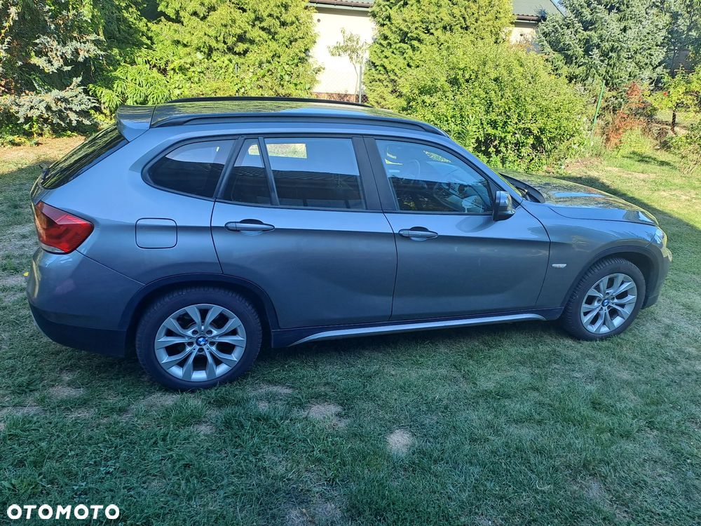 BMW X1 xDrive18d xLine - 3