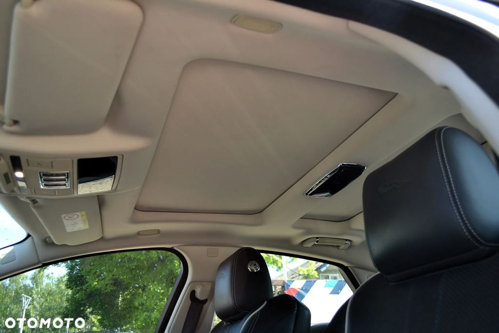 Jaguar XJ 3.0 D V6 Premium Luxury - 13
