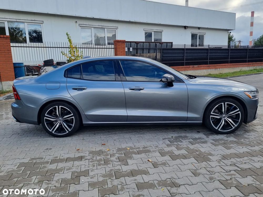Volvo S60 T6 AWD R-Design - 4