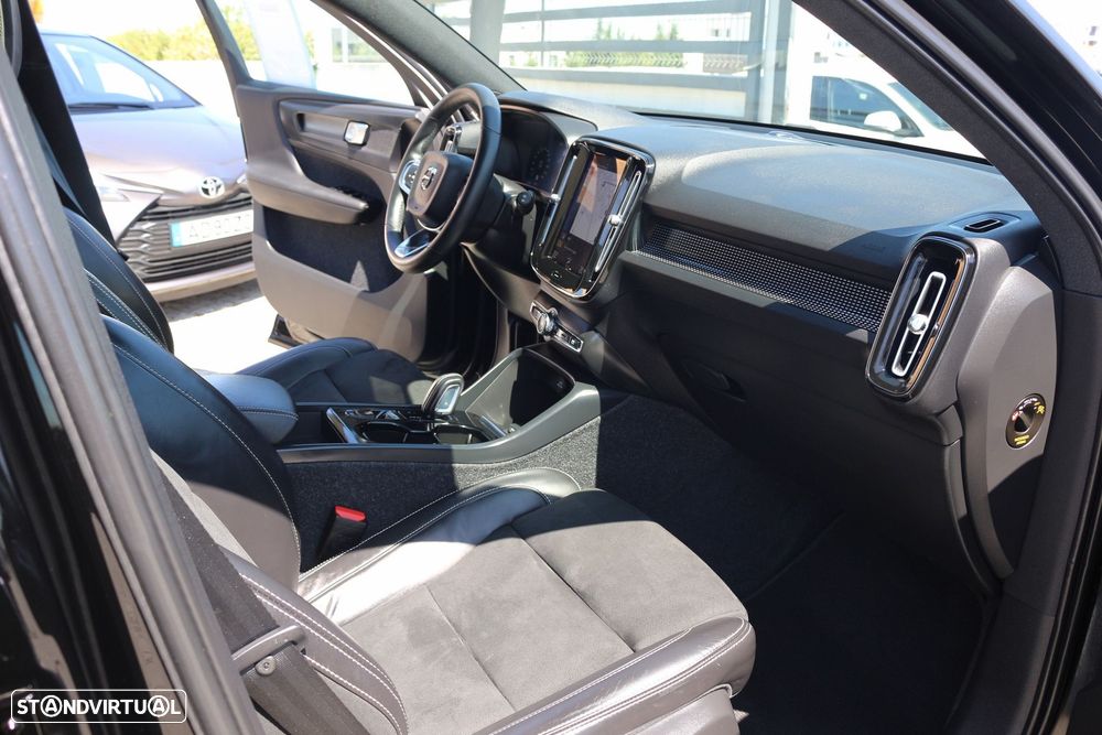 Volvo XC 40 1.5 T5 PHEV R-Design - 44
