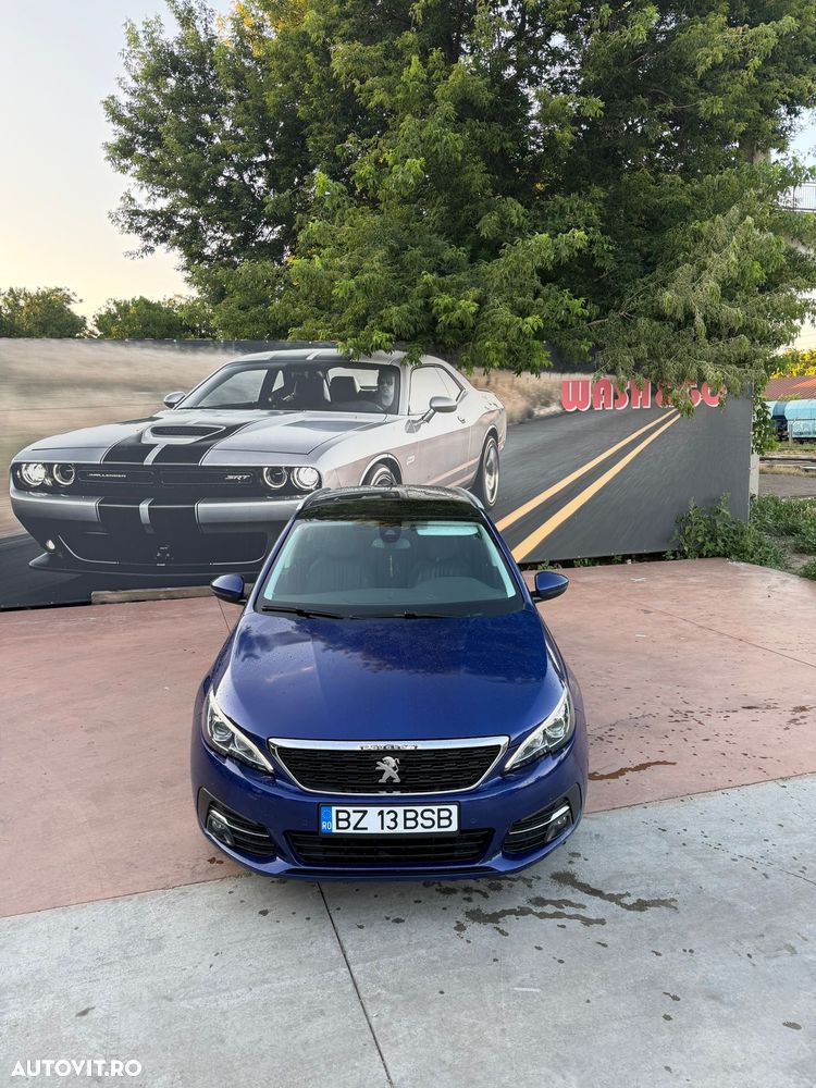 Peugeot 308 - 1