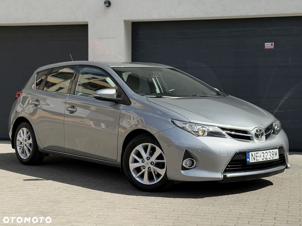 Toyota Auris - 16