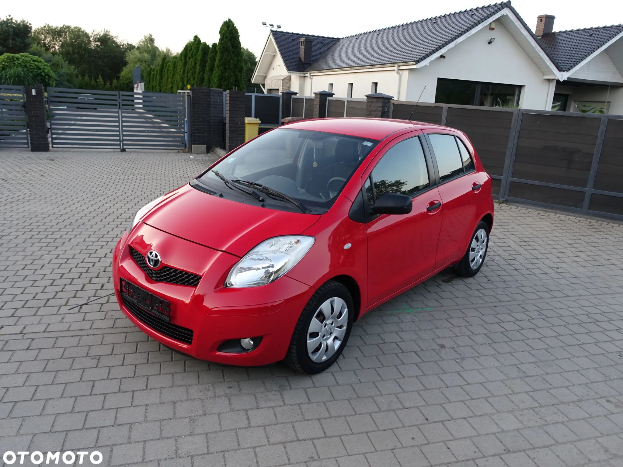 Toyota Yaris 1.33 VVT-i Cool+ - 1