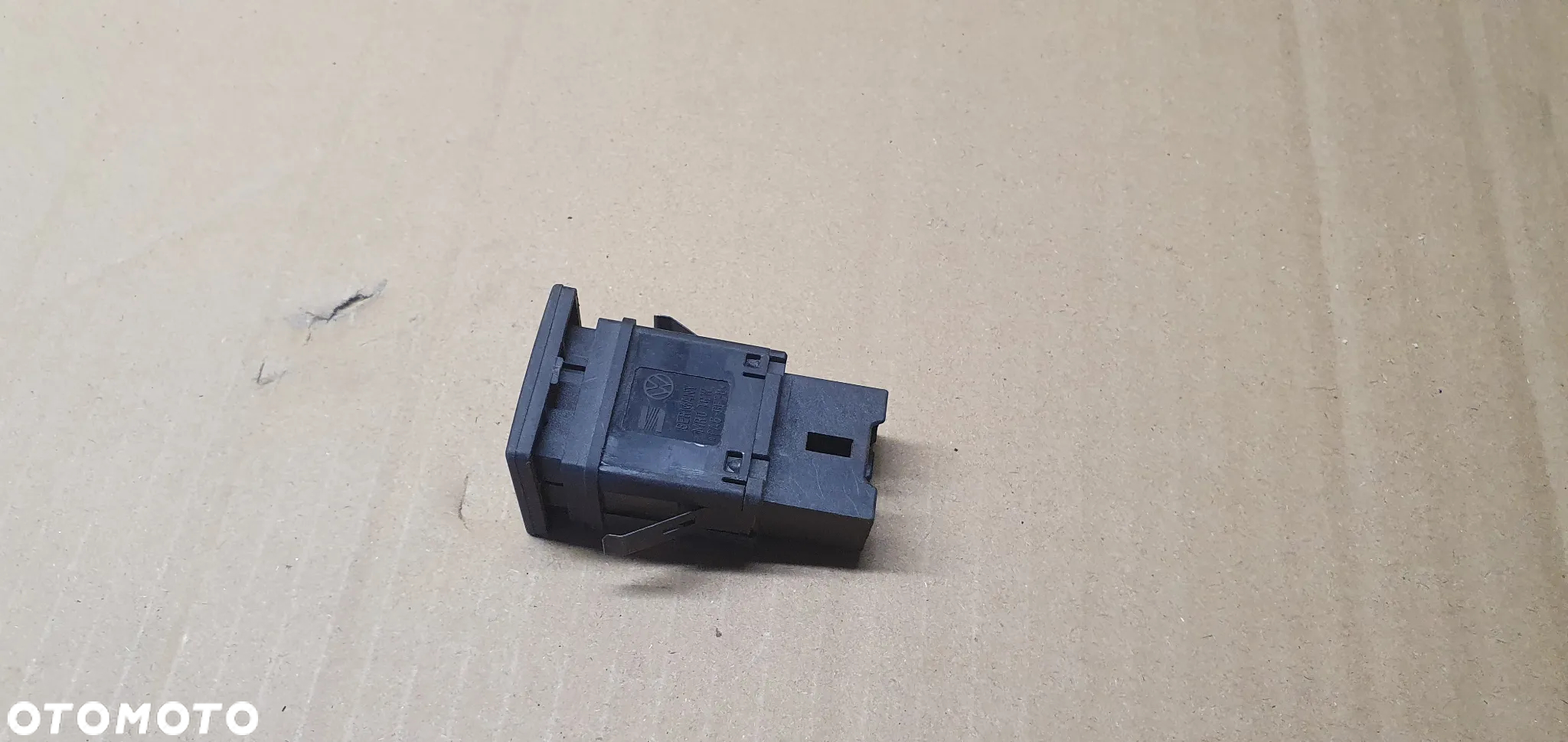 Przełącznik włącznik ESP VW Transporter T5 7H0927134A - 3