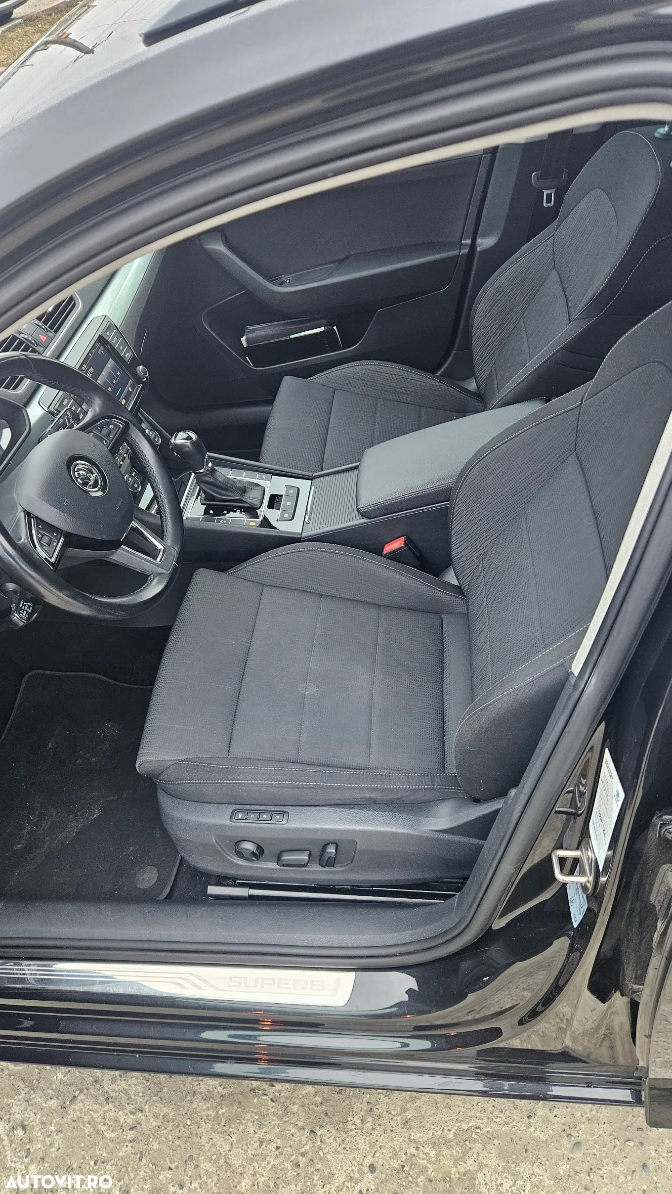 Skoda Superb 2.0 TDI DSG Style - 7