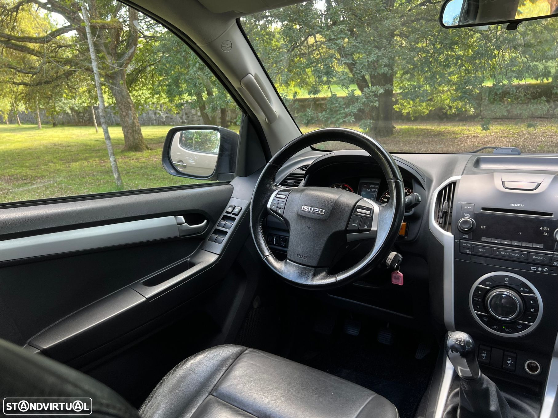 Isuzu D-Max 2.5 DTi CD 4WD LS - 42