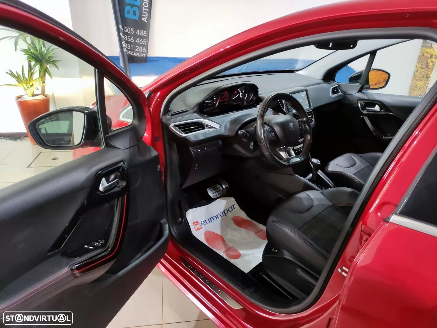 Peugeot 208 1.2 PureTech GT Line EAT6 - 10