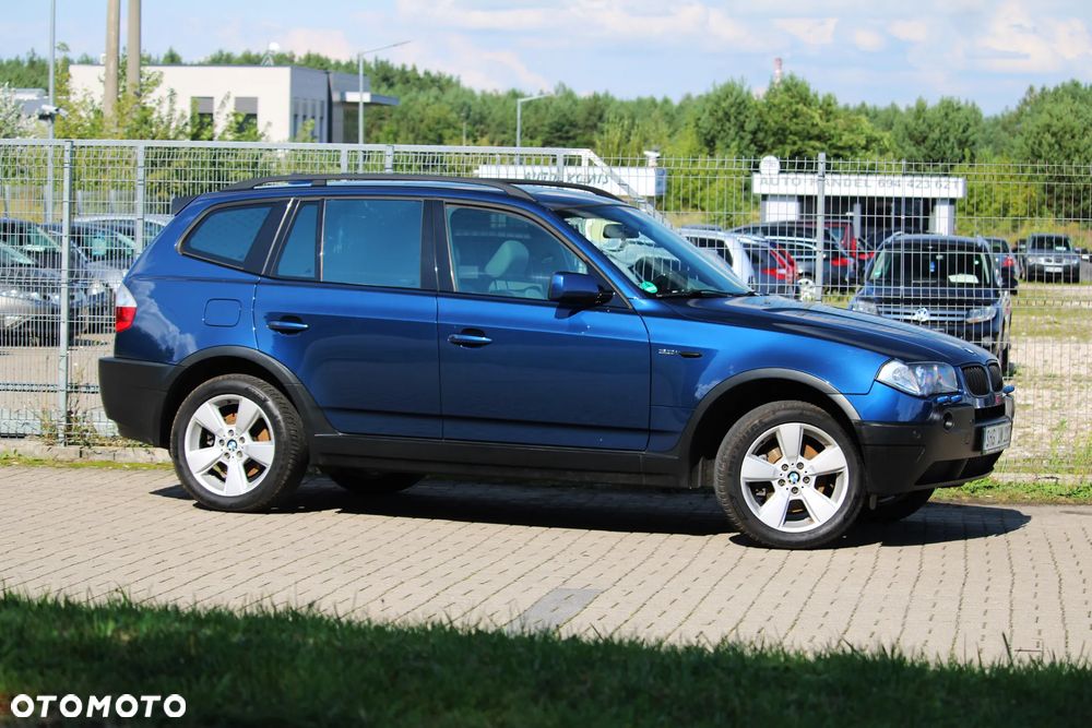 BMW X3 3.0i - 4