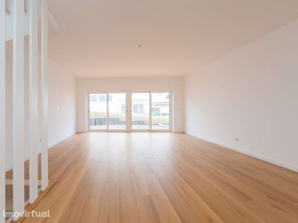 MORADIAS T2+1 e T3+1 GARAGEM E JARDIM, BELAS - Grande imagem: 4/58