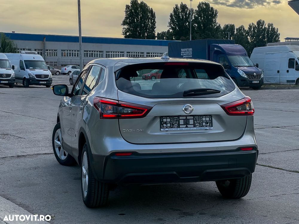 Nissan Qashqai 1.3 l MHEV X-Tronic N-Connecta - 4