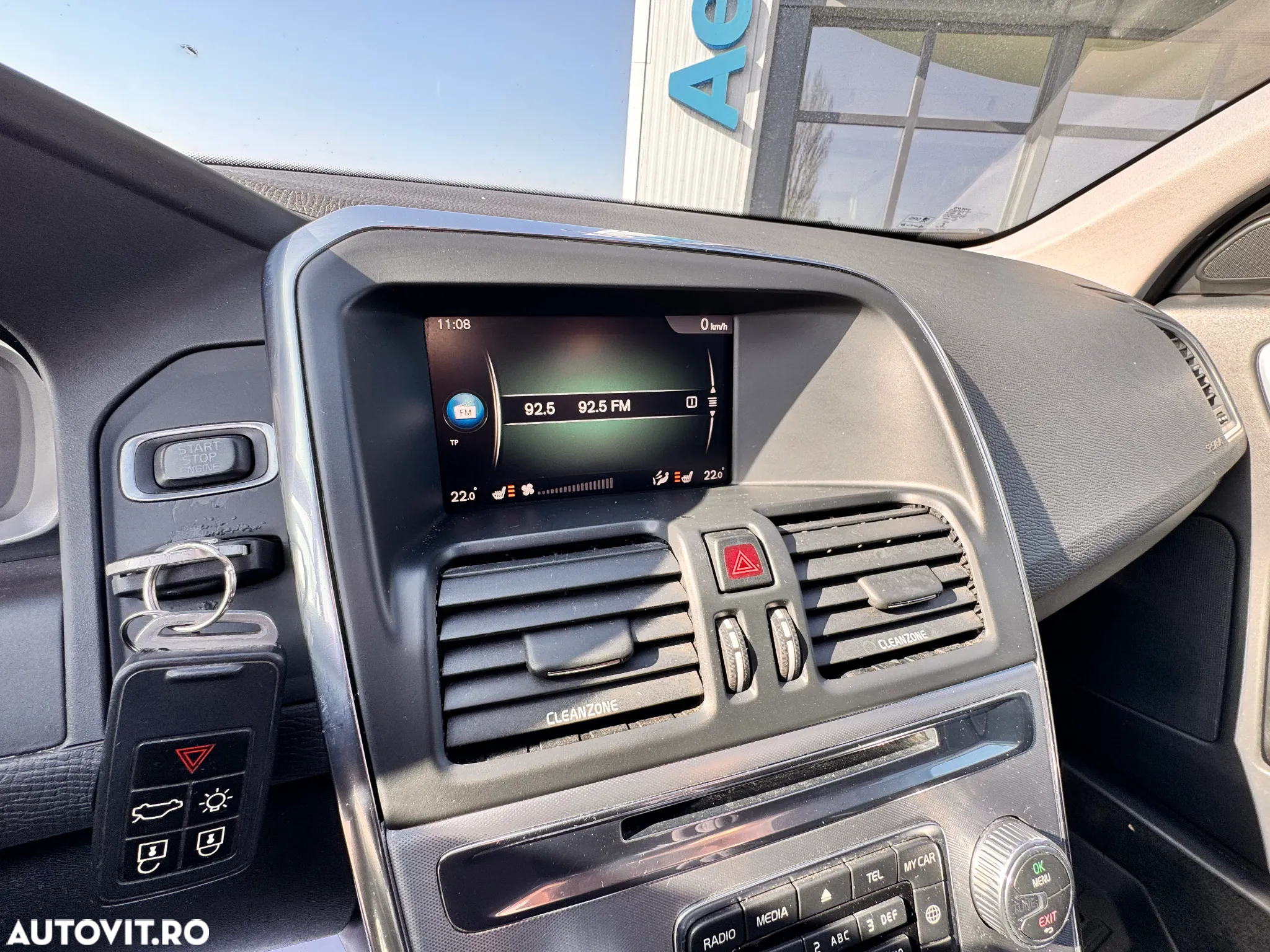 Volvo XC 60 D4AWD Kinetic - 27