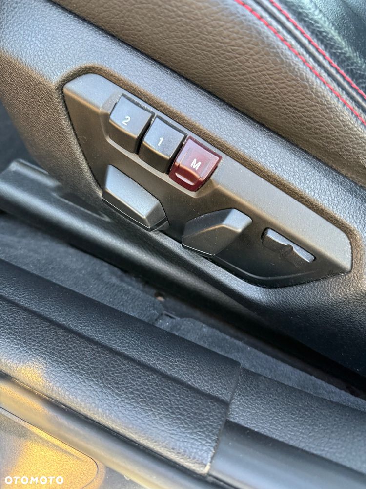 BMW Seria 3 335i xDrive Edition Sport - 22