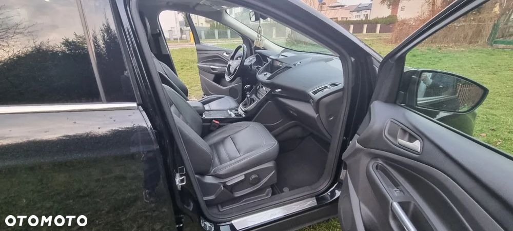 Ford Kuga 2.0 TDCi AWD Titanium - 10