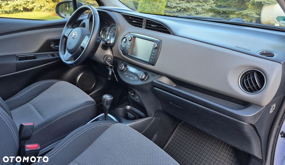 Toyota Yaris 1.5 VVT-i Comfort - 12
