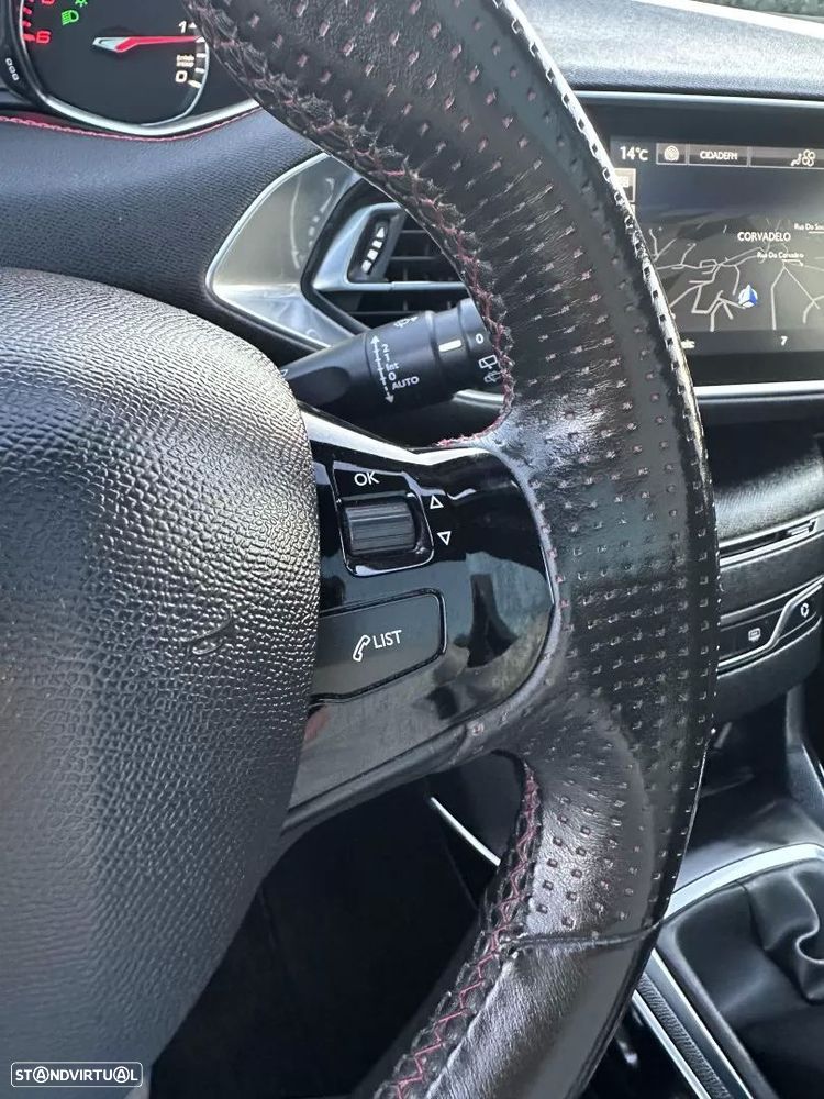 Peugeot 308 SW 2.0 BlueHDi GT Line - 36