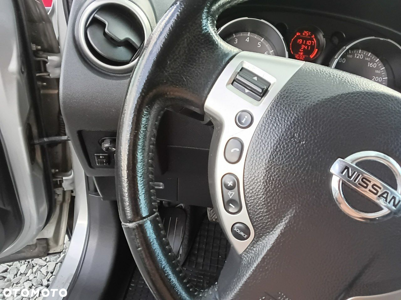 Nissan Qashqai 1.6 Acenta - 23