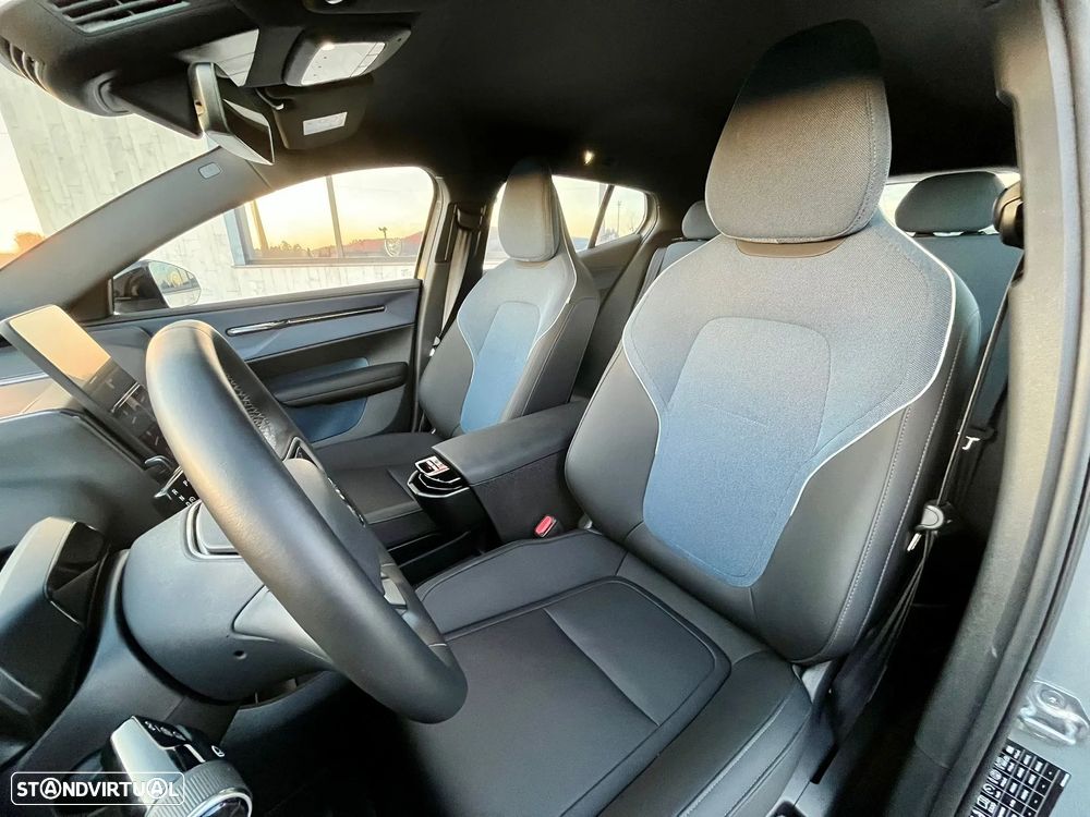 Volvo EX30 69 kWh Single Motor Extended Range Ultra - 11