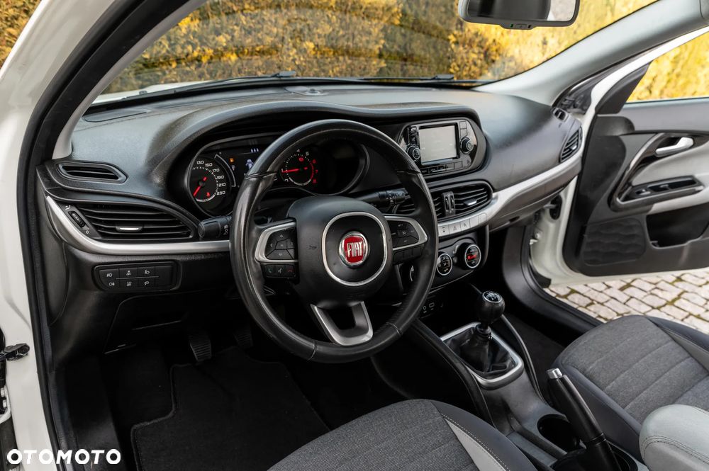 Fiat Tipo 1.4 16v Easy - 33