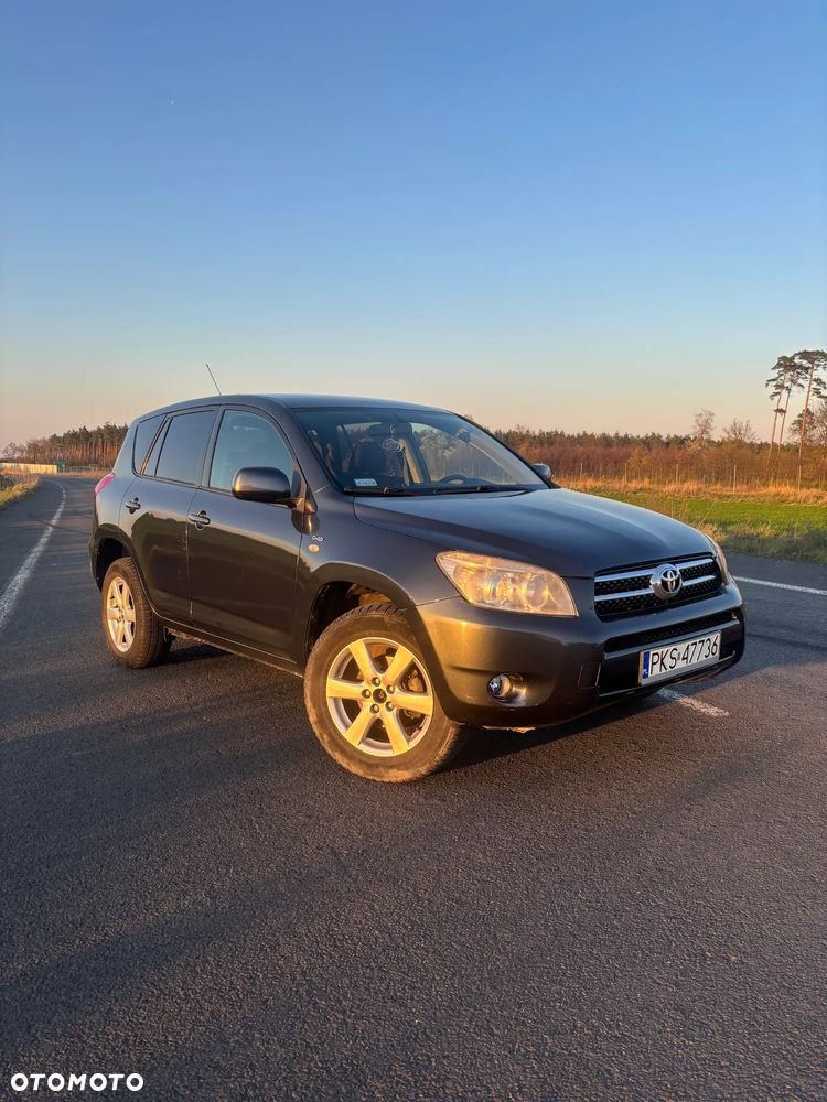 Toyota RAV4 2.2 D-4D Sol - 3