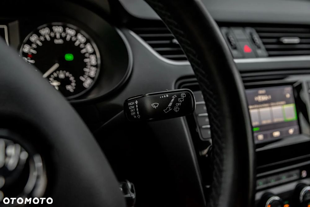 Skoda Octavia 2.0 TDI 4x4 Elegance DSG - 31