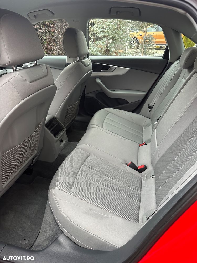 Audi A4 Limuzina 1.4 TFSI S tronic Sport - 9