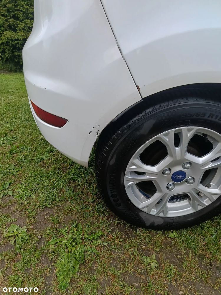 Ford Fiesta 1.5 TDCi SYNC Edition - 10