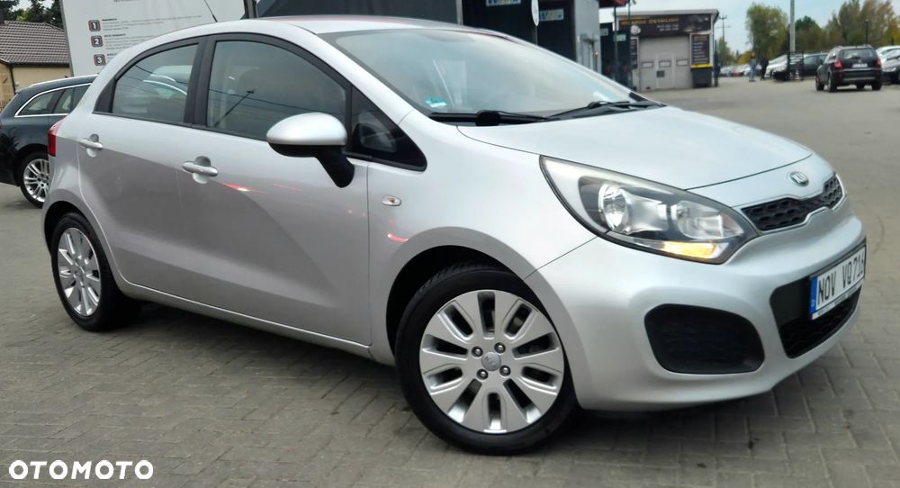 Kia Rio 1.2 Dream Team Edition - 20