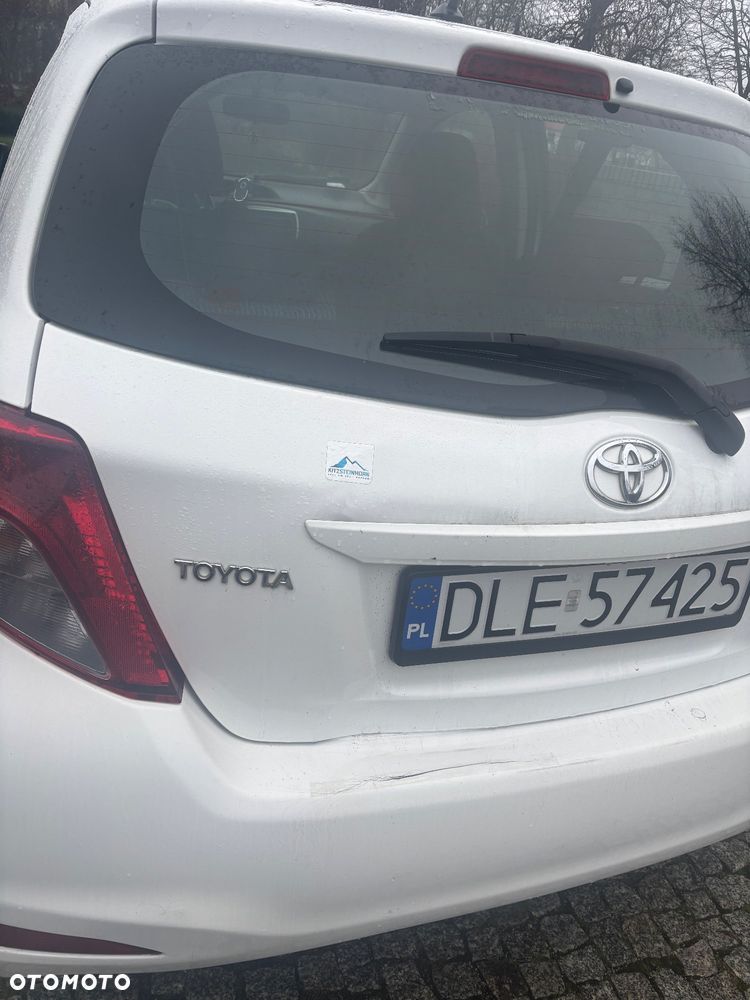 Toyota Yaris 1.0 Active - 12