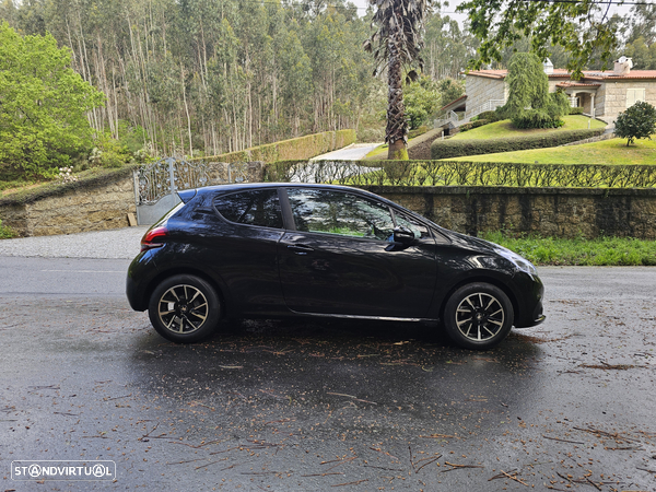 Peugeot 208 E-HDi 92 Stop&Start Allure