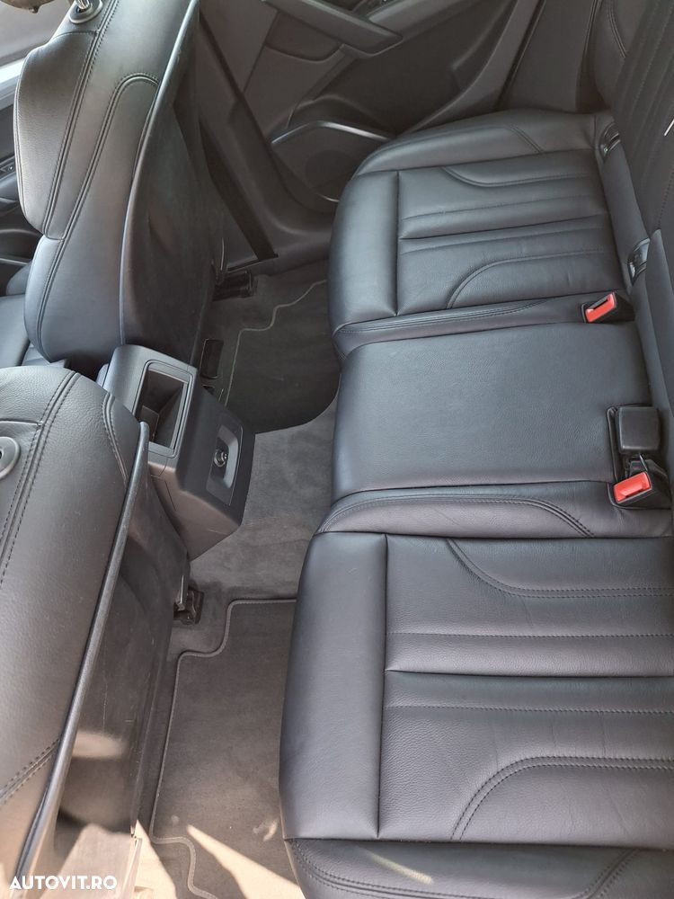 Audi Q5 40 TDI quattro S tronic - 12