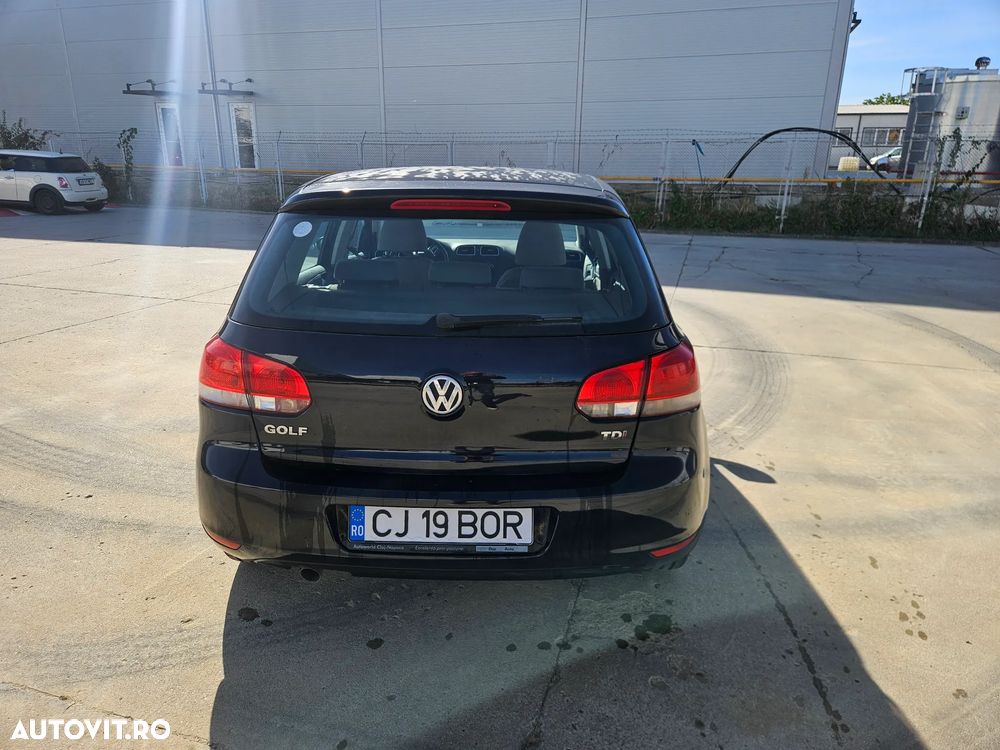 Volkswagen Golf - 3