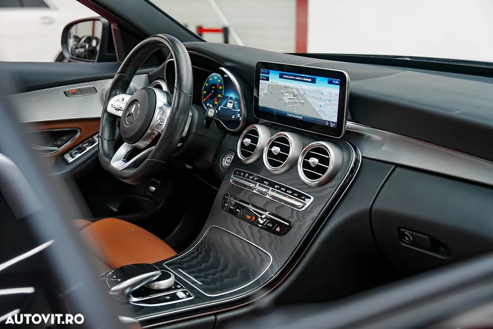 Mercedes-Benz C 300 9G-TRONIC AMG Line - 28
