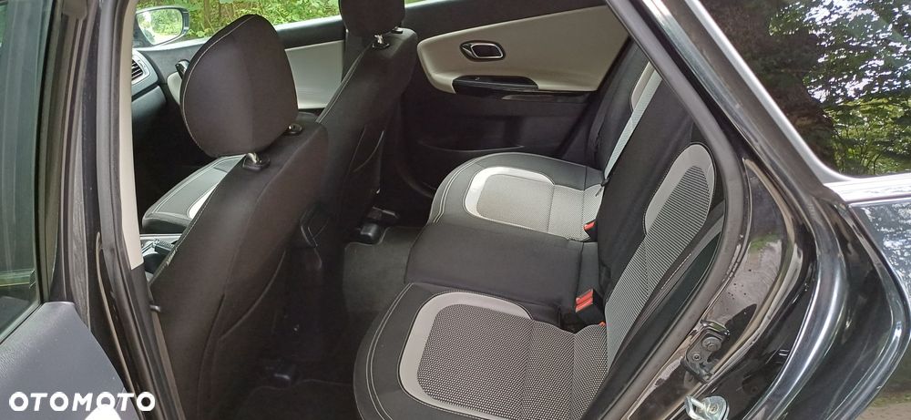 Kia Ceed - 5