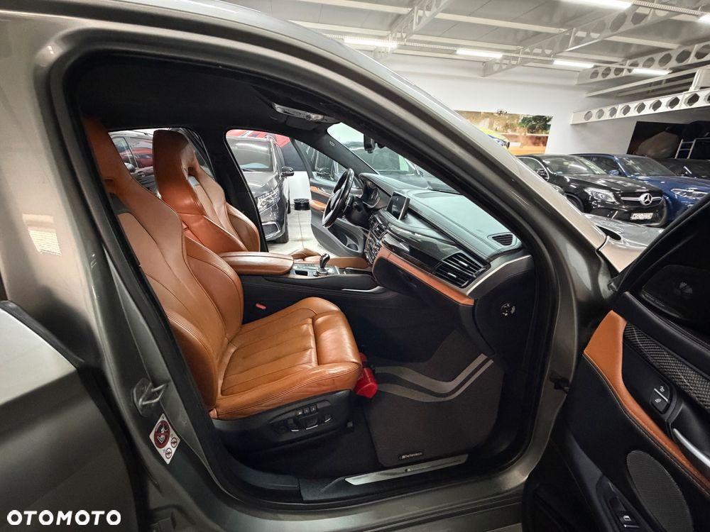 BMW X6M - 21