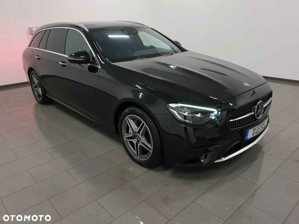 Mercedes-Benz Klasa E 300 de 4Matic 9G-TRONIC AMG Line - 3