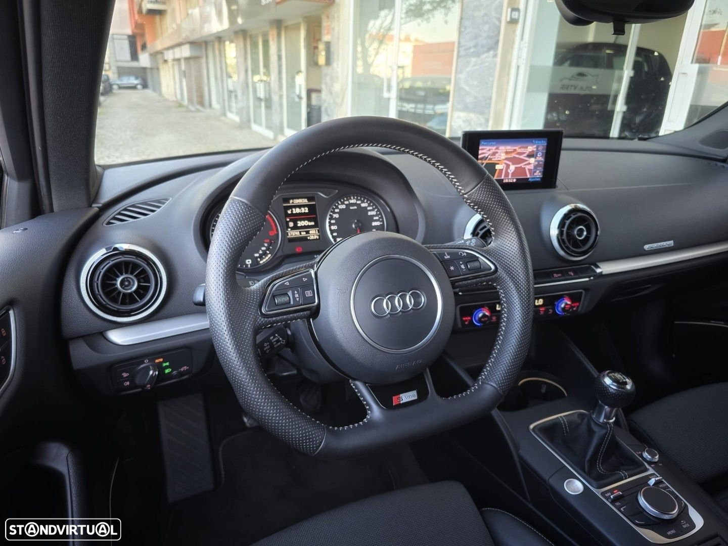 Audi A3 2.0 TDI quattro S line Sport Pack - 19