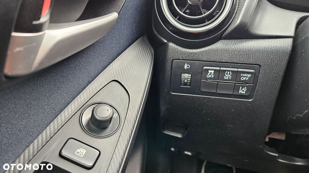 Mazda 2 SKYACTIV-D 105 Center-Line - 36