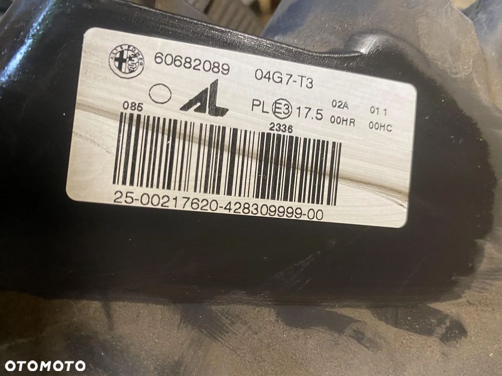 Lampa Alfa Romeo 159 prawa lewa OE - 6