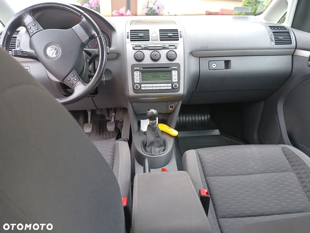 Volkswagen Touran 1.9 TDI Q-Line - 10