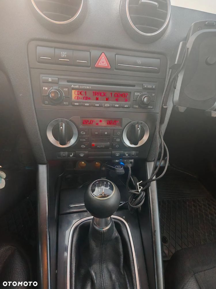 Audi A3 3-drzwiowe 1.6 Ambiente - 6