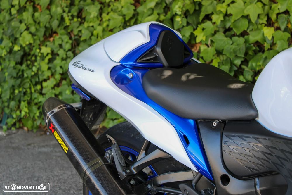 Suzuki GSX 1300 R Hayabusa - 6