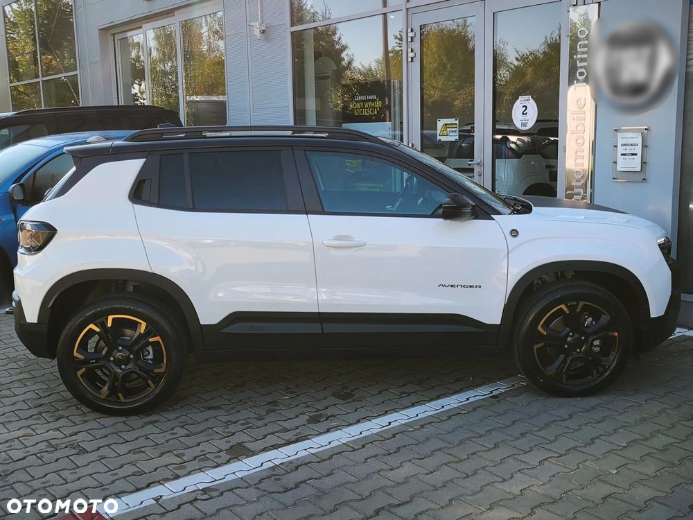 Jeep Avenger 1.2 T3 mHEV 85th Anniversary 4xe eDCT6 - 10