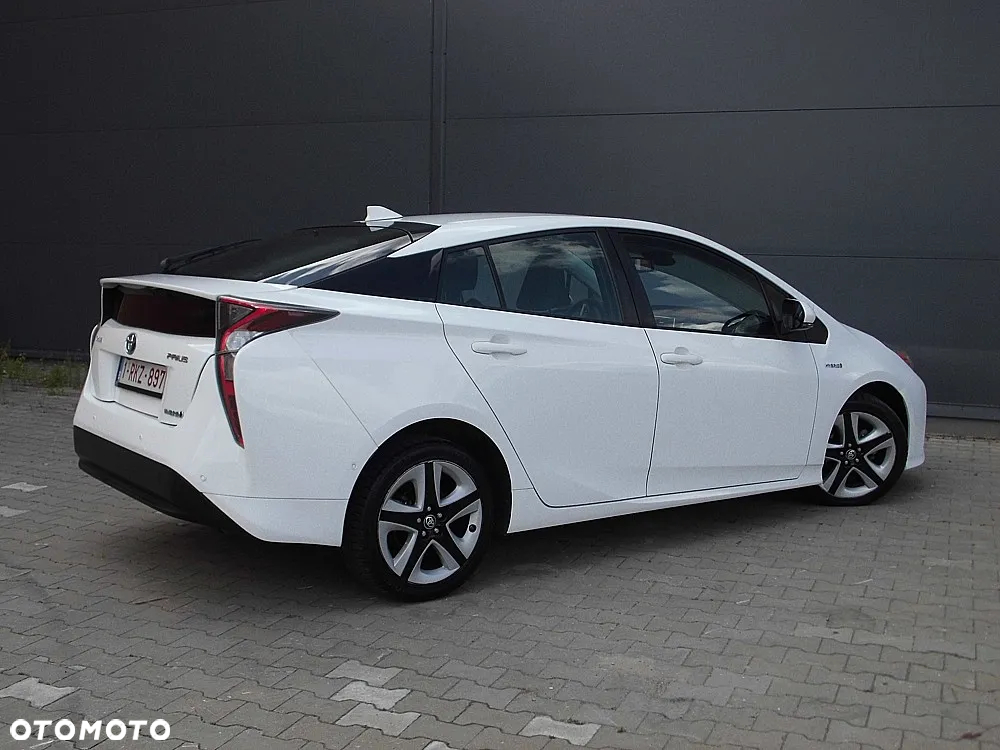 Toyota Prius 1.8 HSD Active - 5