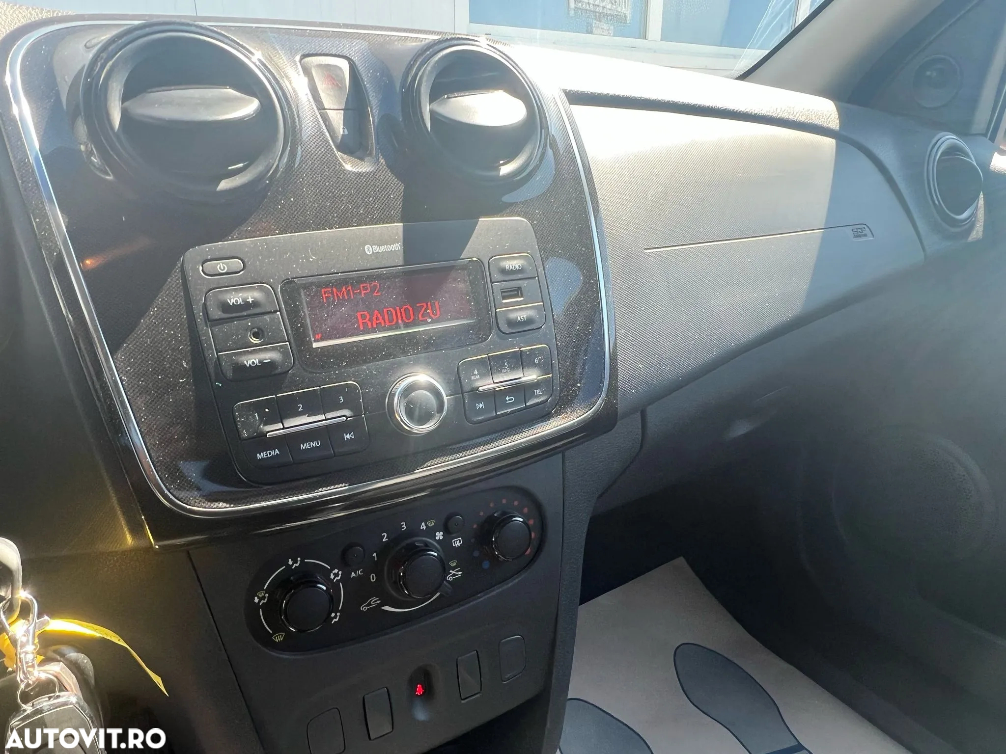 Dacia Logan 0.9 TCe GPL SL PLUS - 17