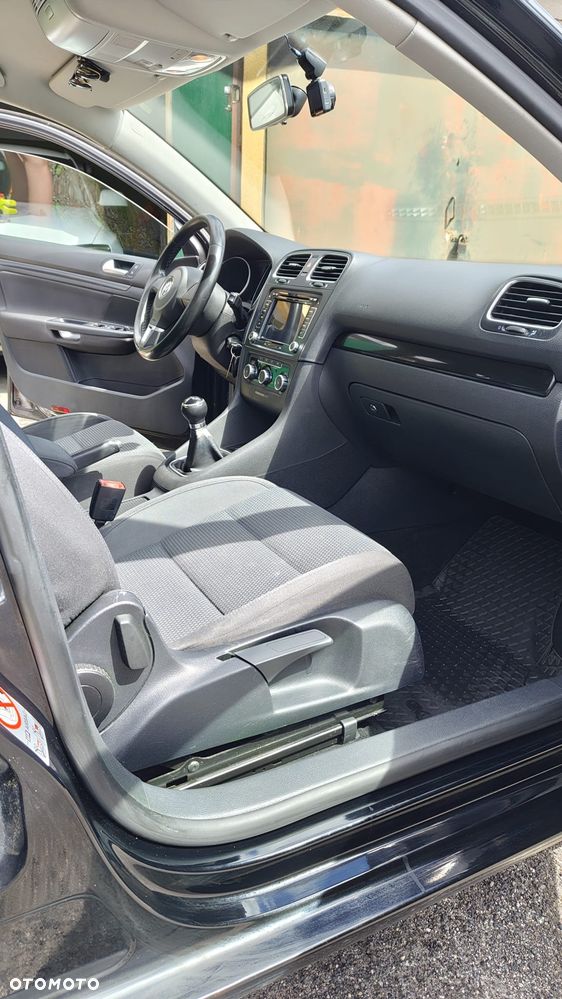 Volkswagen Golf 1.6 TDI BlueMot Comfortline - 4