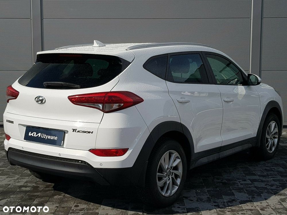 Hyundai Tucson 1.6 GDI BlueDrive Comfort 2WD - 12