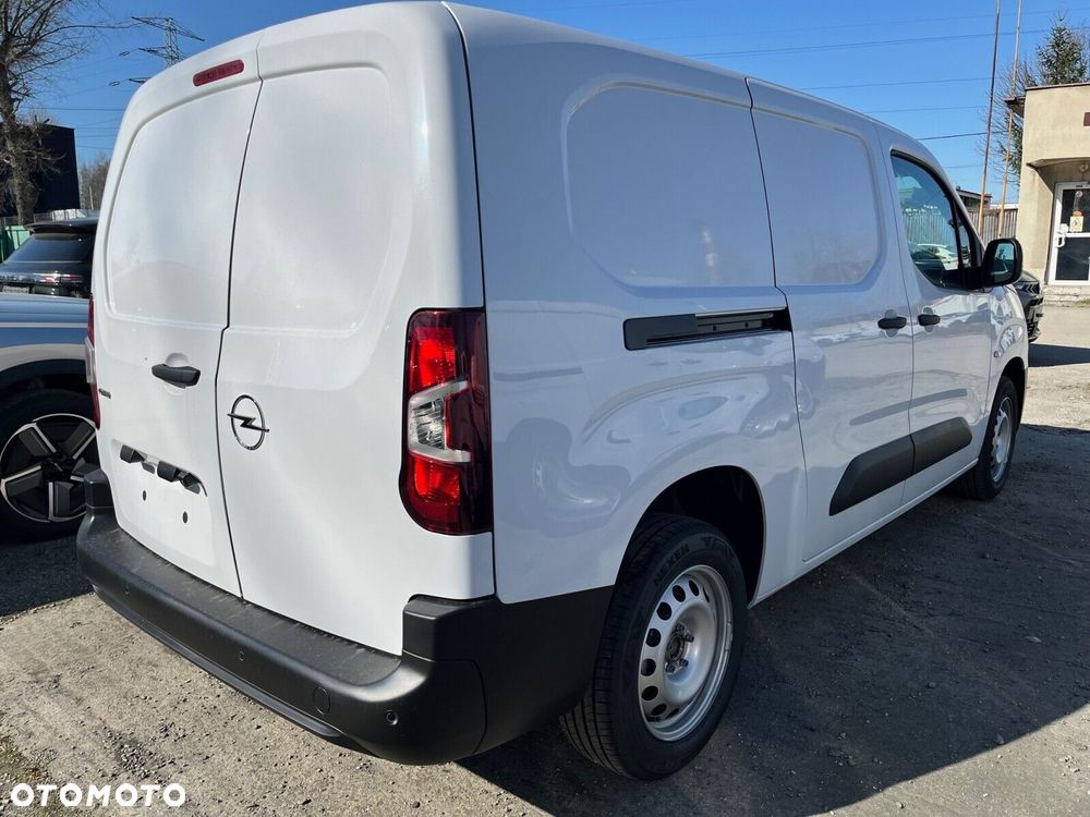 Opel Combo Cargo Furgon XL 1.5 T.Diesel 130KM MT6 - 4