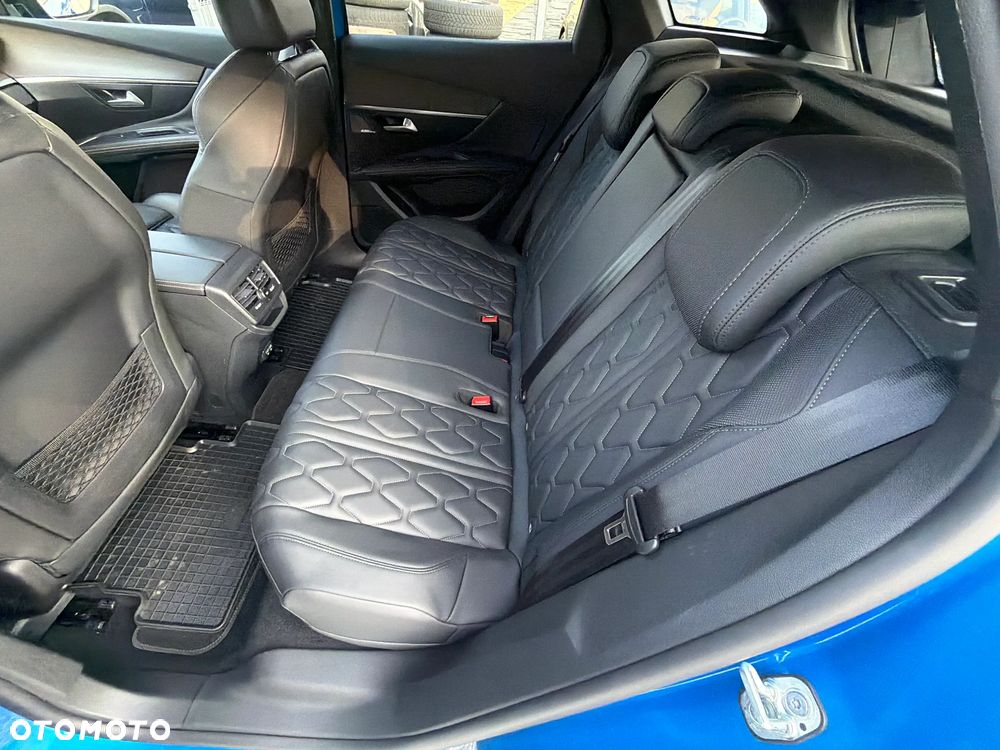 Peugeot 3008 1.6 PureTech Hybrid PHEV Allure Pack S&S EAT8 - 33